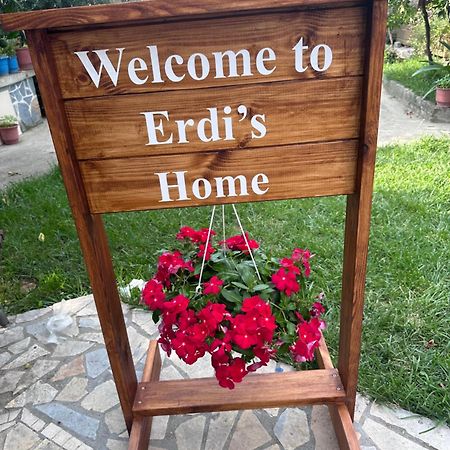 Erdi'S Home Berat Kültér fotó